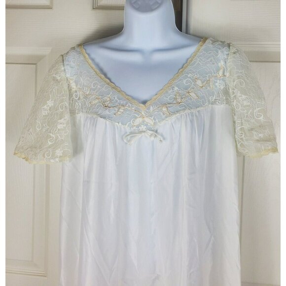 Vintage Corhan Nightgown Long Satin Sweep Ivory Embroidered Lace Medium Bridal - Picture 2 of 6